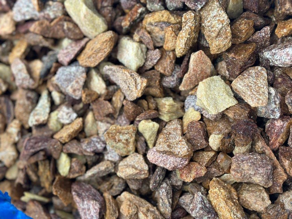 Златолит персиковый декоративная каменная крошка купить в Березниках