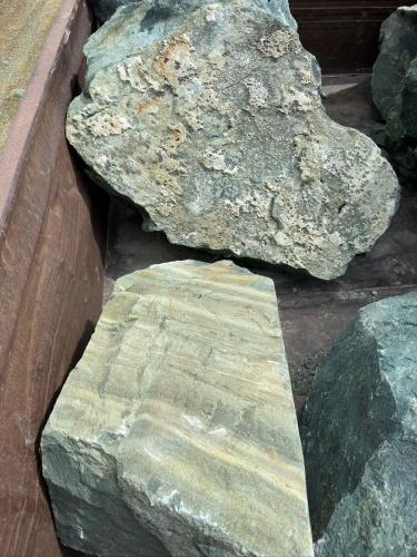 Ландшафтные глыбы зелёные 200-500 килограмм купить в Березниках