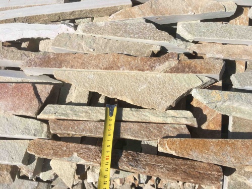 Горбушка златолит золотистый для облицовки купить в Березниках