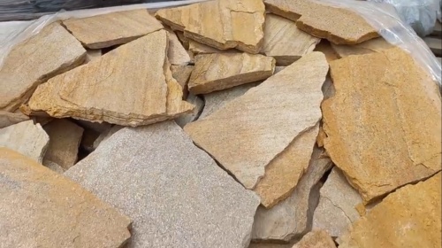 Плитняк златолит жёлтый для цоколя купить в Березниках