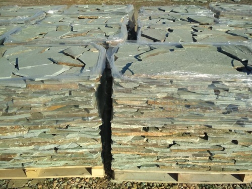 Плитняк златолит зелёный для цоколя, отмостки купить в Березниках