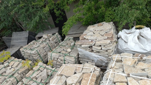 Гранитный плитняк галтованный для парковки купить в Березниках