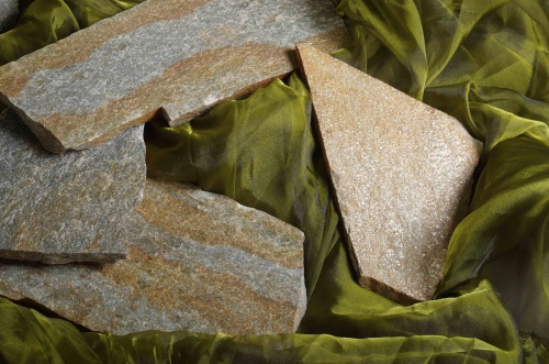 Плитняк златолит Уральский  для фасада купить в Березниках